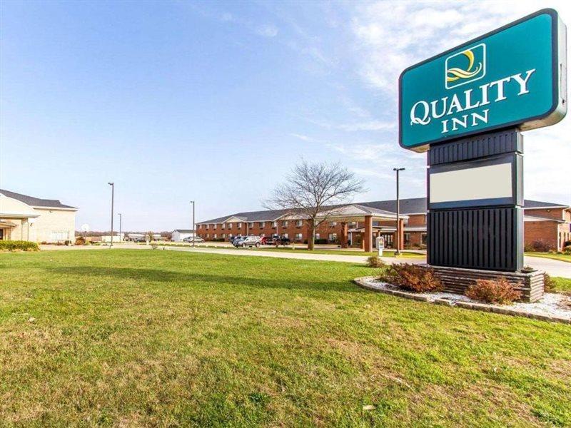 Quality Inn Pontiac Il Exterior foto