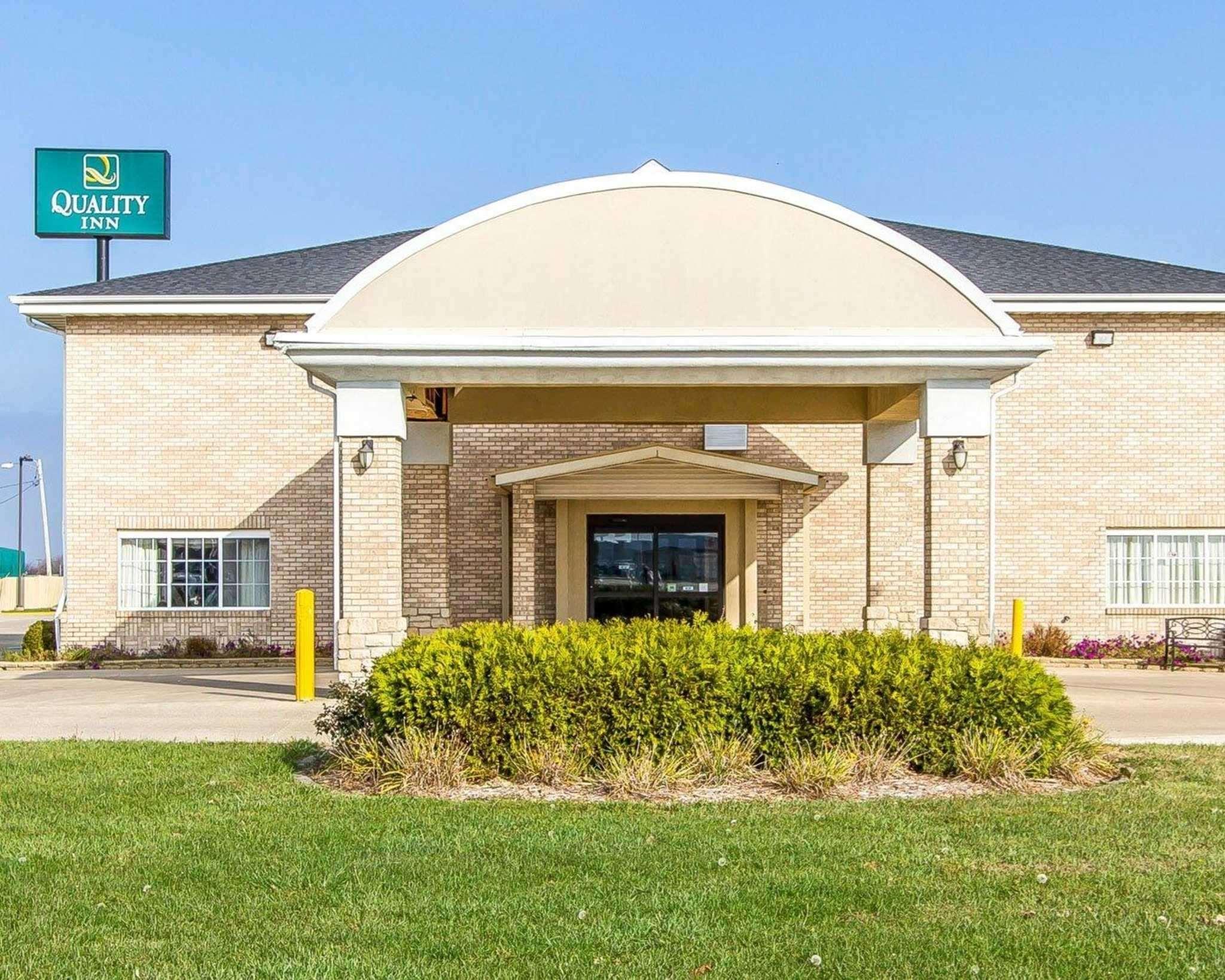 Quality Inn Pontiac Il Exterior foto