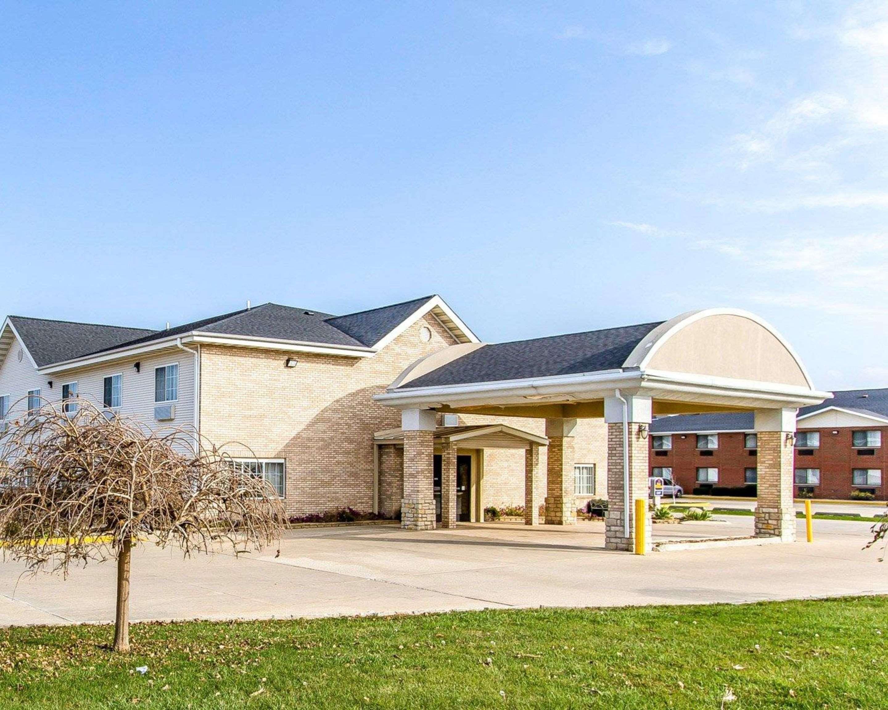Quality Inn Pontiac Il Exterior foto