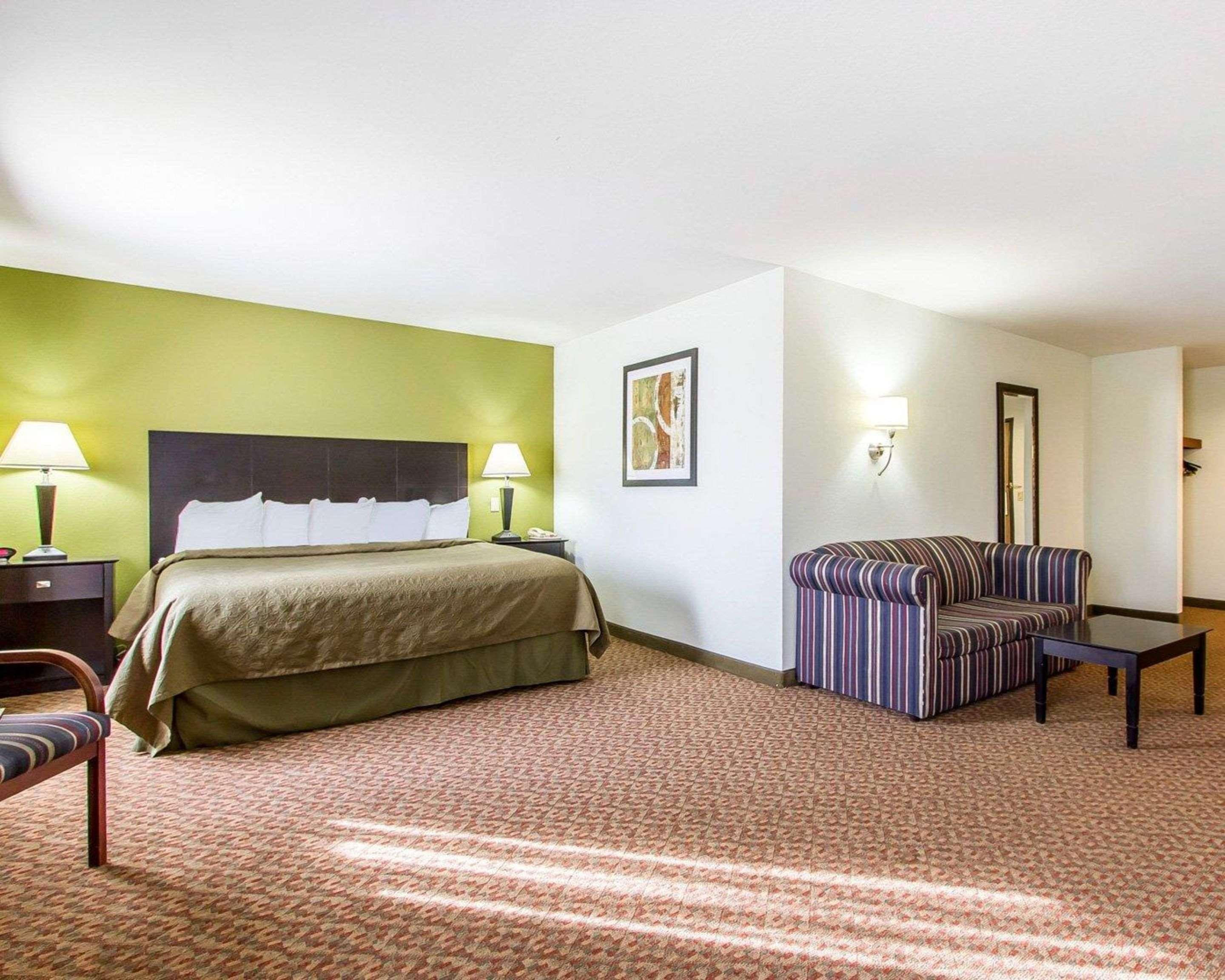 Quality Inn Pontiac Il Exterior foto